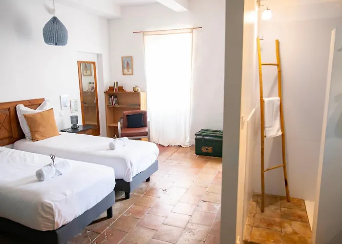 Domaine Celadon 3* Pont-Saint-Esprit